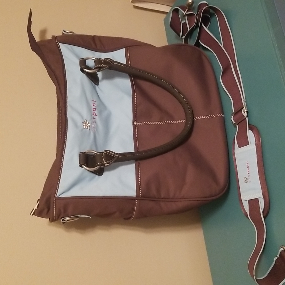 Sherpani bag